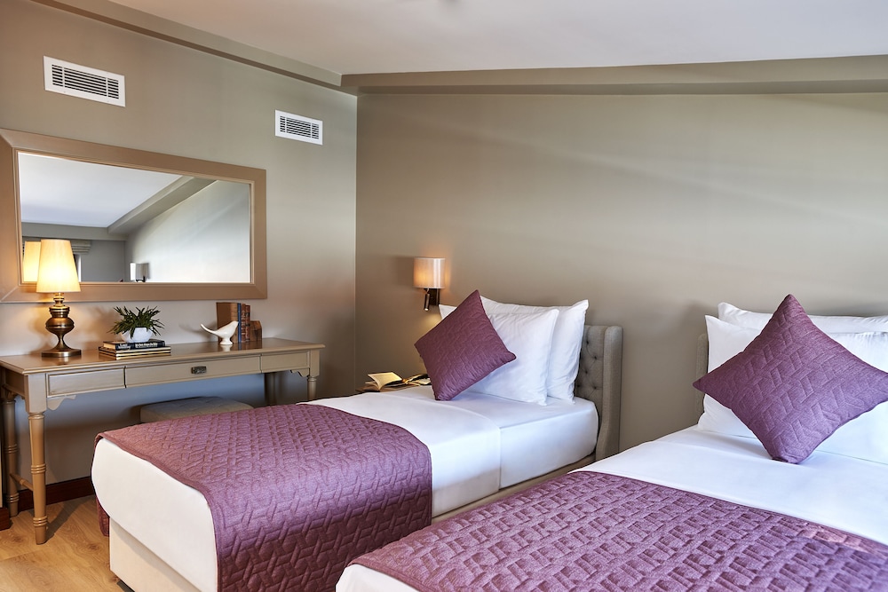 Renata Boutique Hotel 9/41