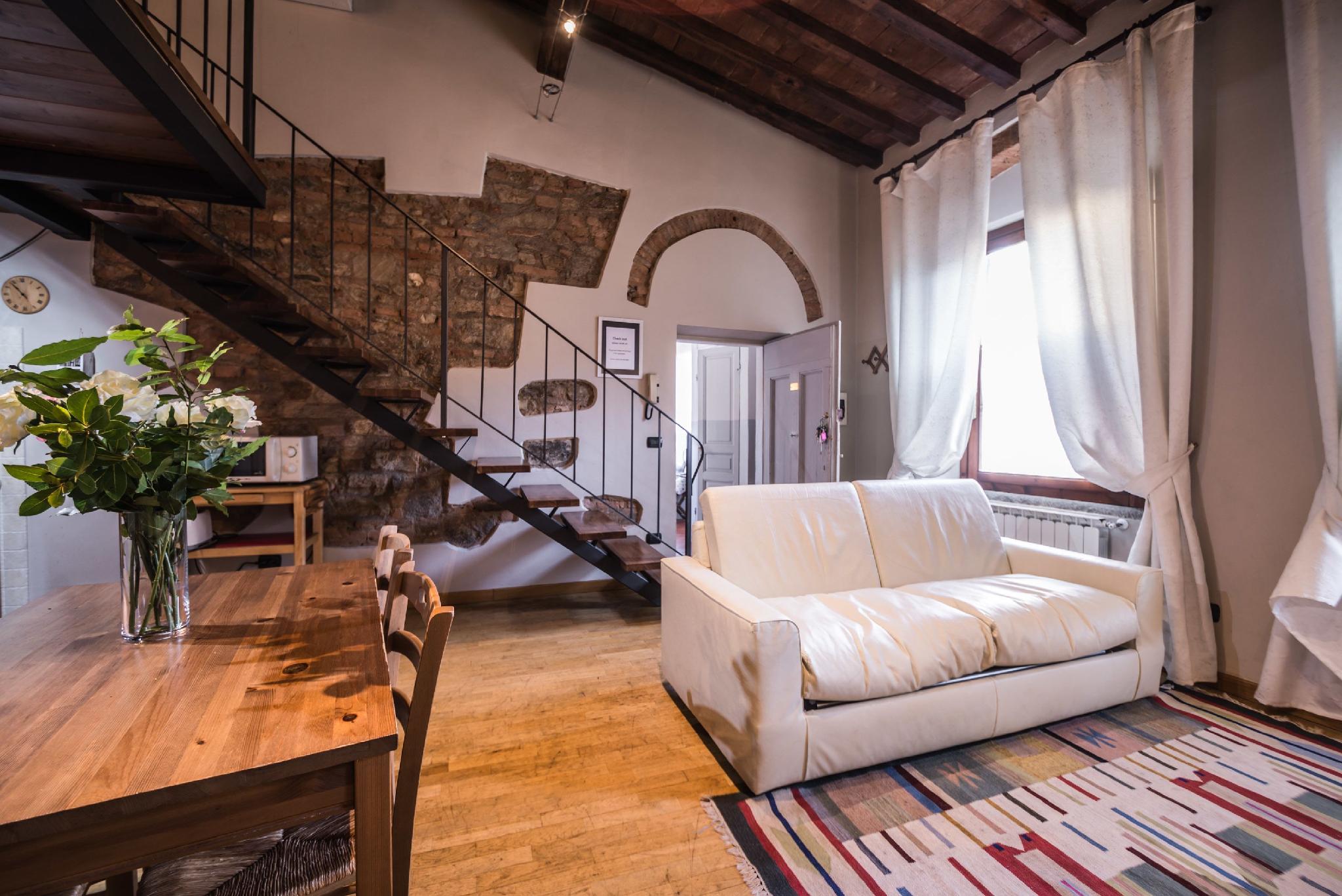 A Few Steps to The Duomo Beautiful 2BD Apt 34/50