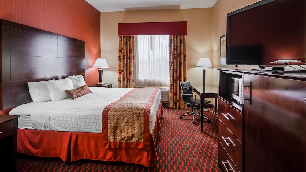 Best Western Plus Flowood Inn & Suites 13/39
