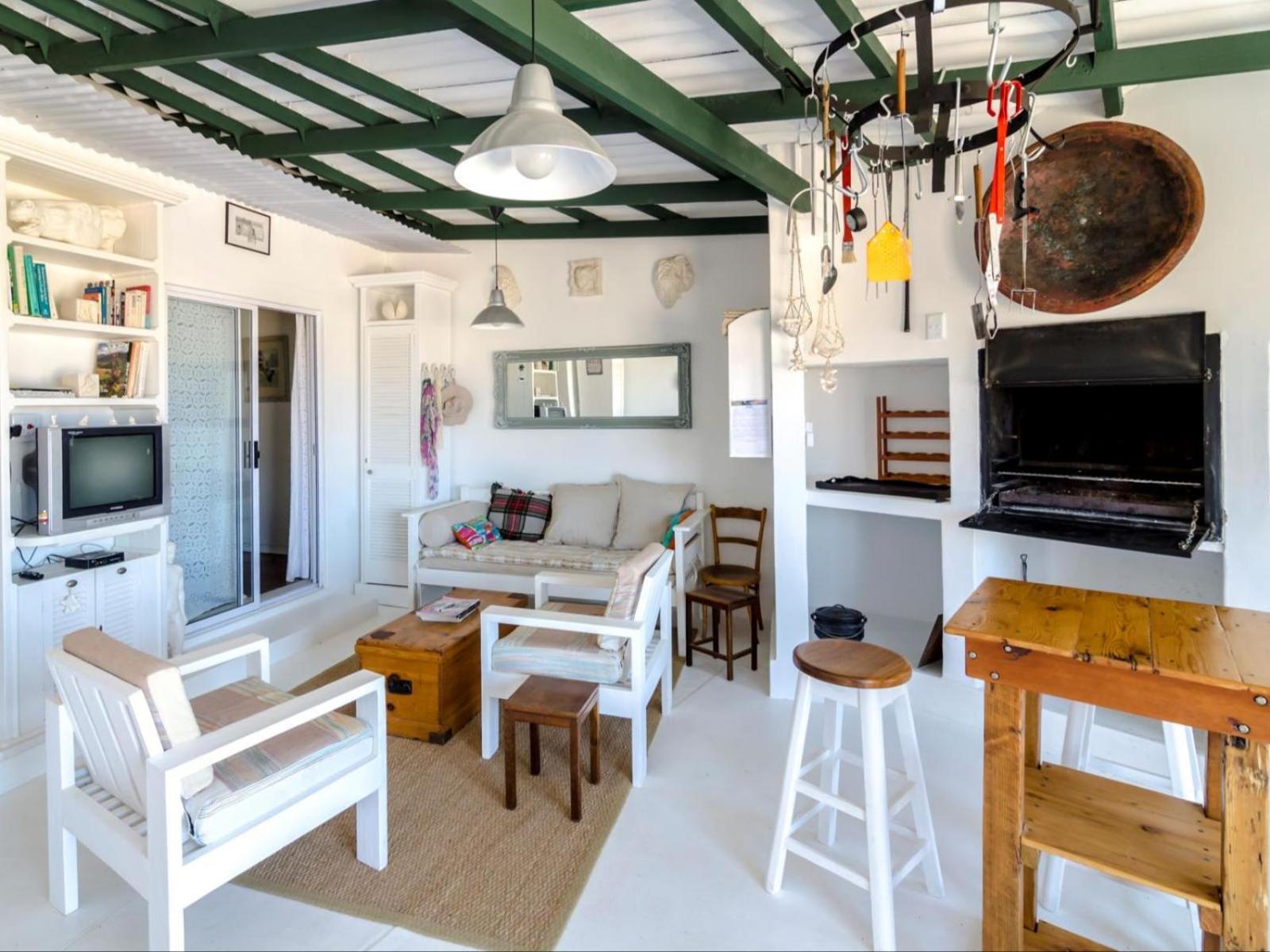 Beach Cottage Kleinzee 5/11