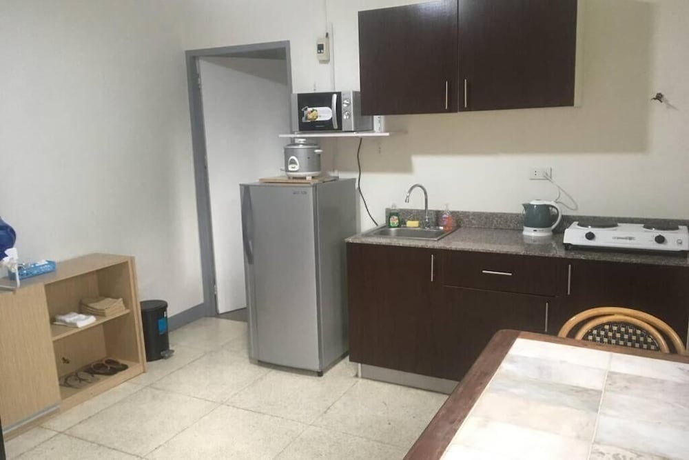 Prestigio Hotel Apartments 12/41