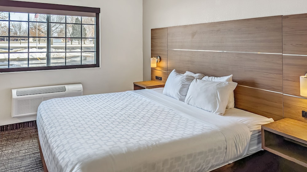 Estherville Hotel Amp Suites 5/50