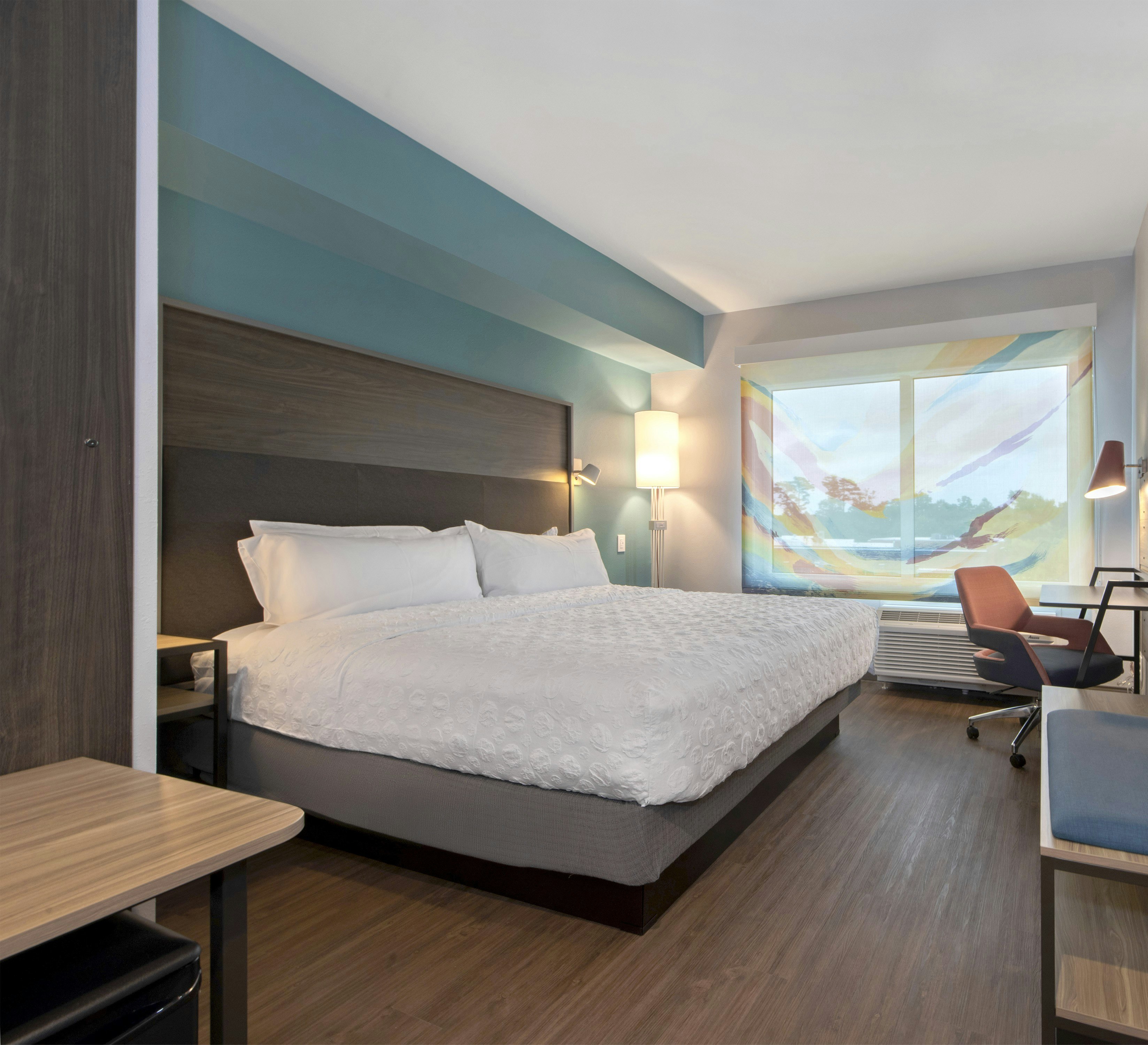 ROOM, KING BED