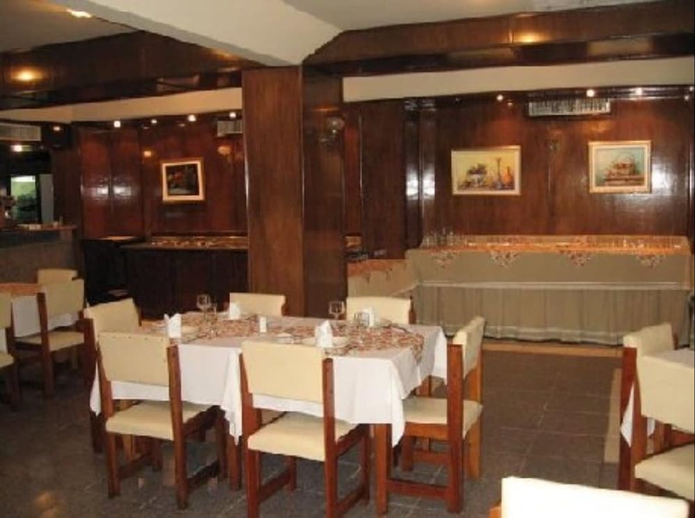 Panorama Inn 34/42