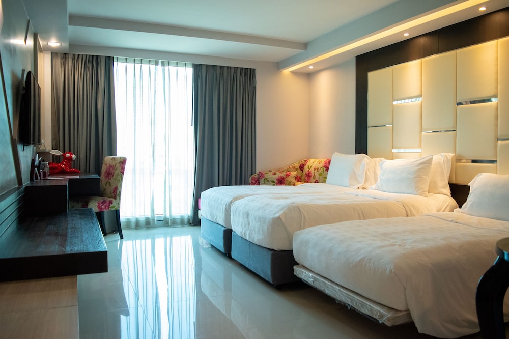 Hotel Clover Asoke 12/50