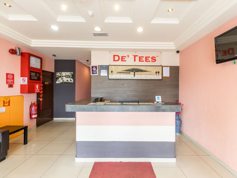 Hotel De Tees 4/28