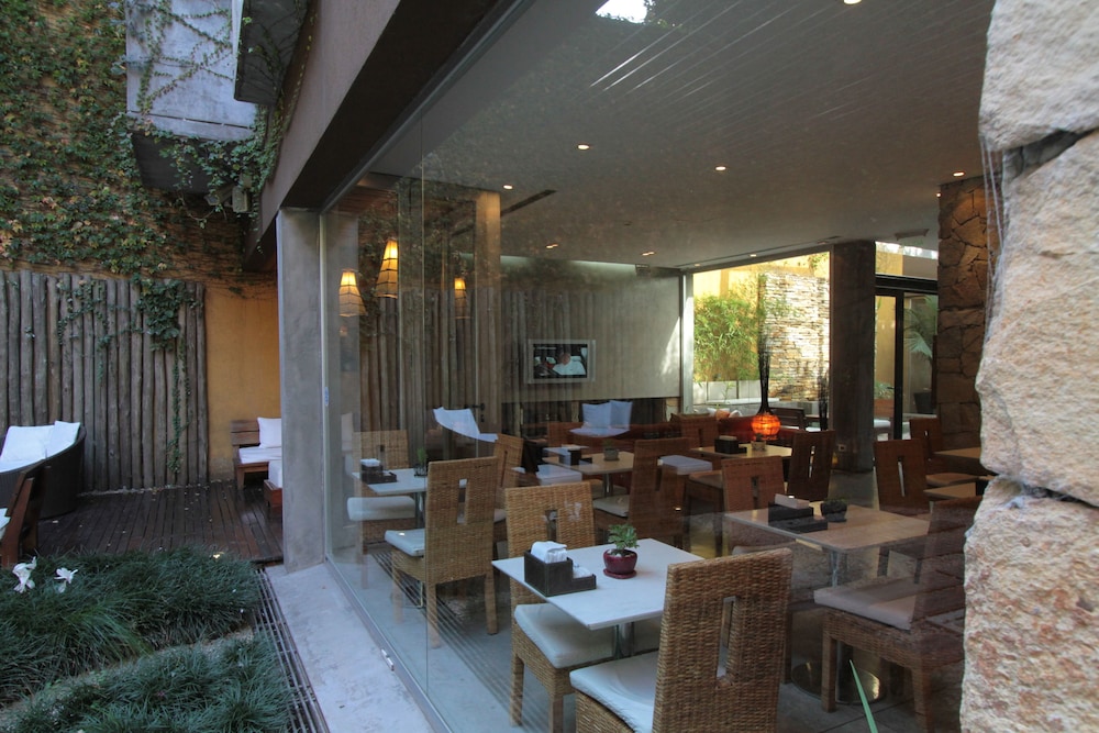 Mine Hotel Boutique 50/69