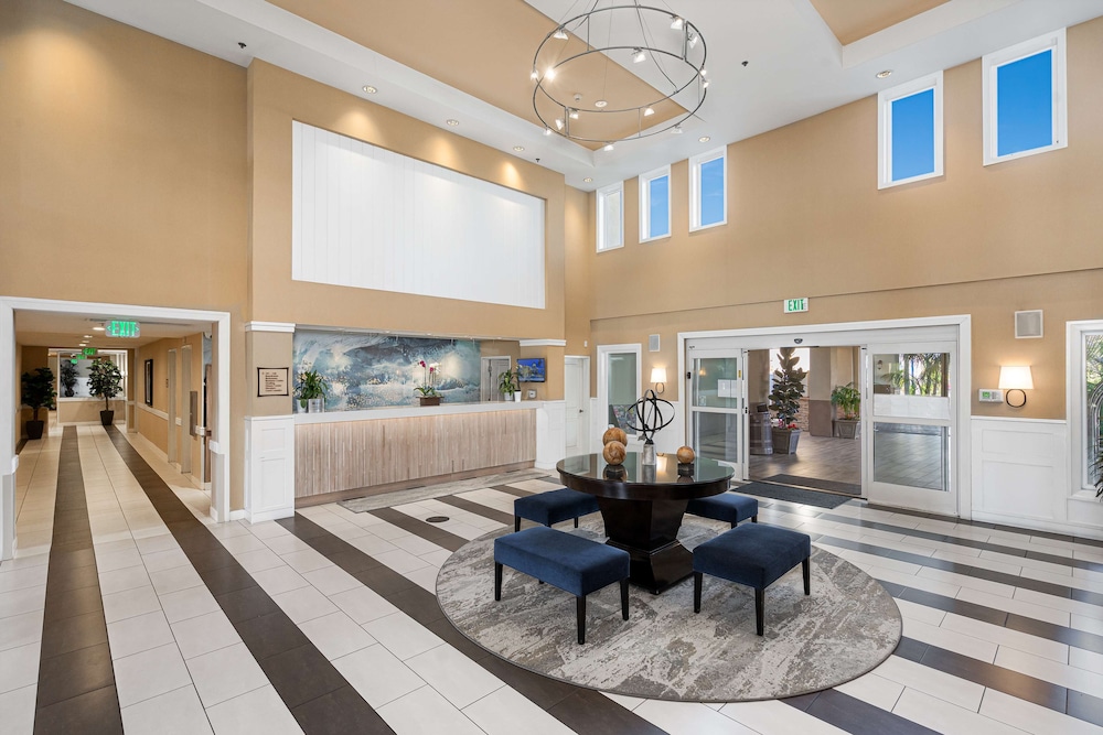 Lobby at Best Western Plus Marina Gateway Hotel, NATIONAL CITY - CA