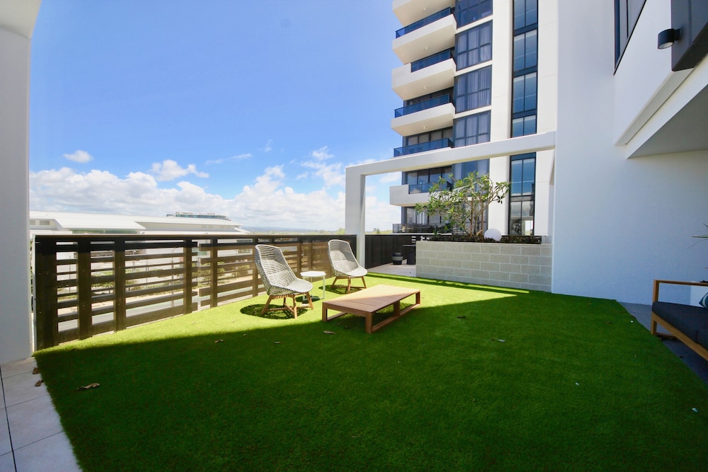 Qube Broadbeach 42/50