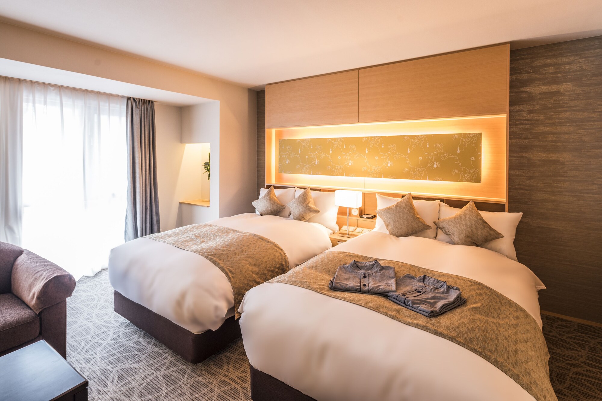 2 BEDROOMS, PREMIUM, TWIN BEDS