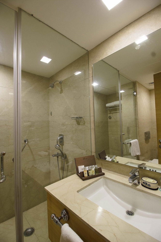 The Nikunj Hotels 16/17