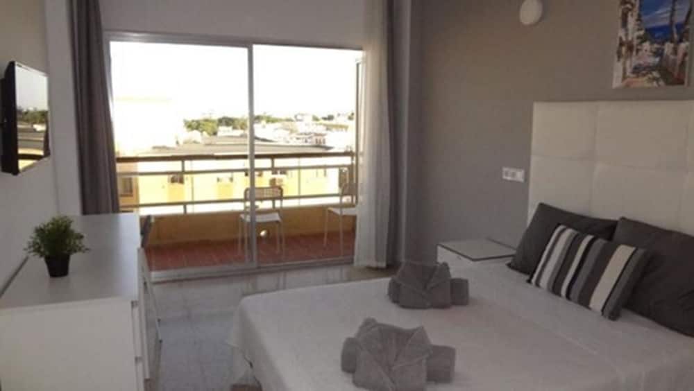 Hotel Carlos I 31/39