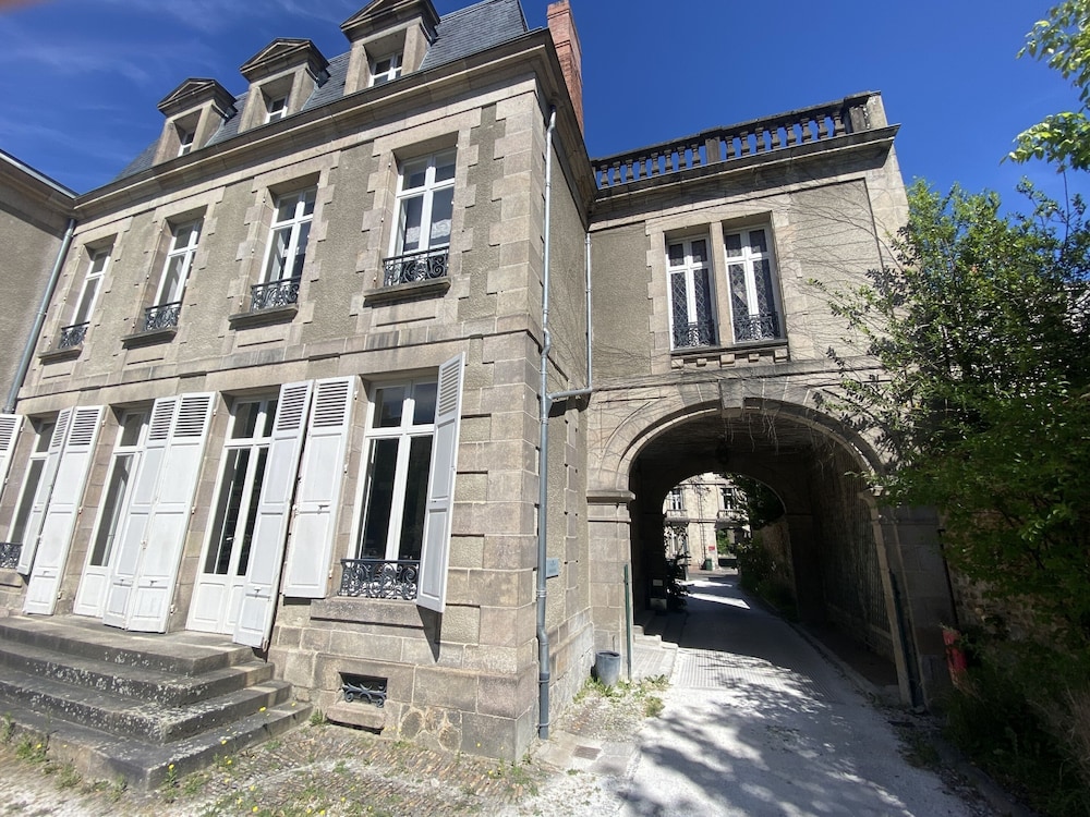 Villa Beaupeyrat 3/50