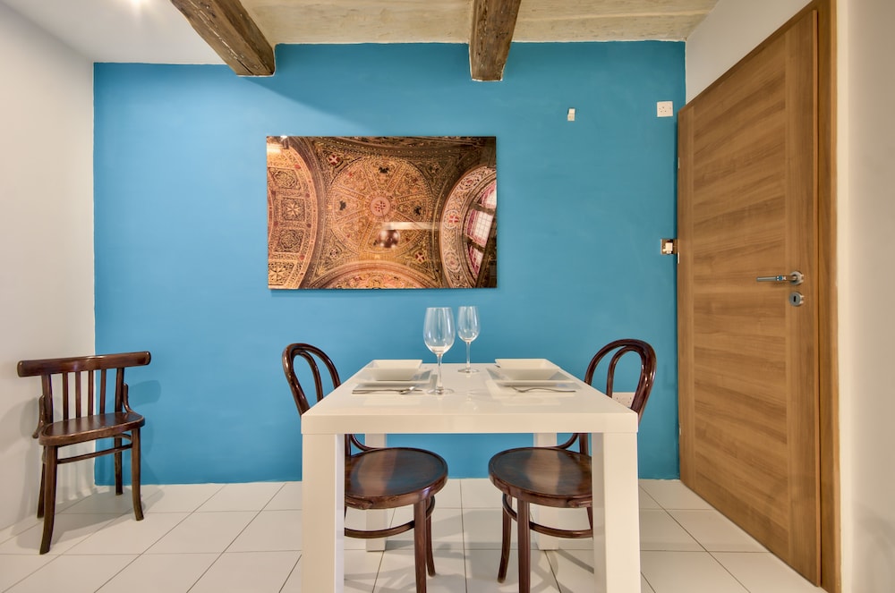 Barrakka Suites 39/50