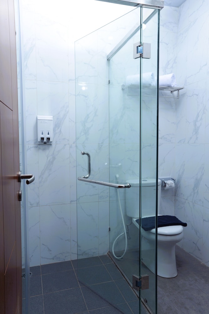 Hotel Dafam Rio Bandung 57/59