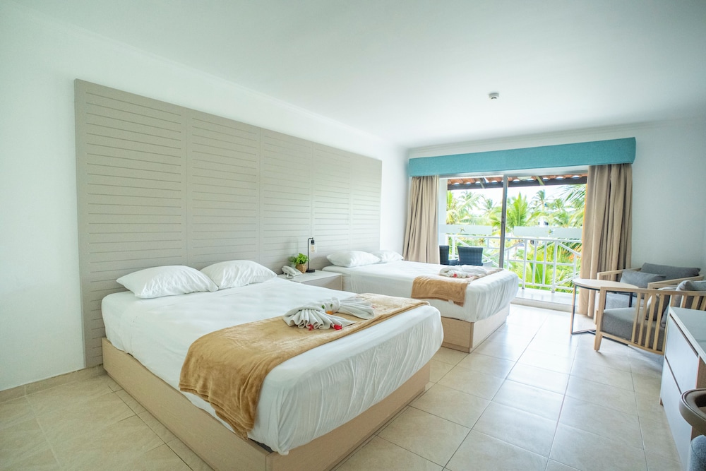 Playa Blanca Beach Resort - All Inclusive 20/61