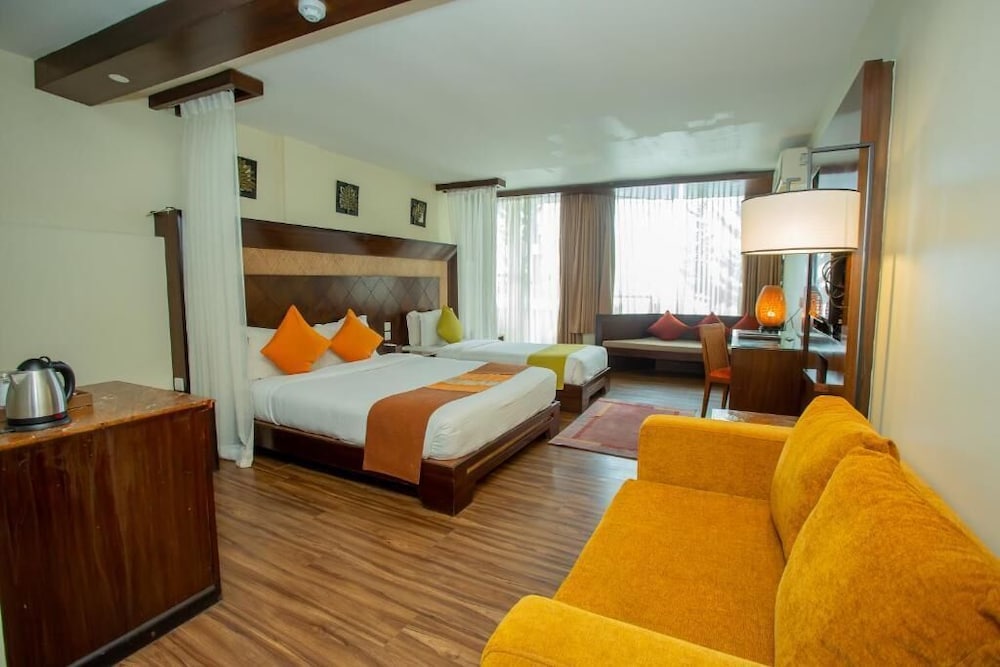 Hotel Mystic Mountain 13/64