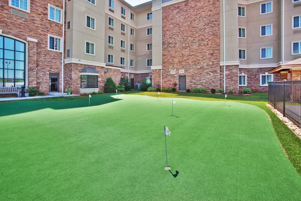 STAYBRIDGE SUITES AUGUSTA 41/64