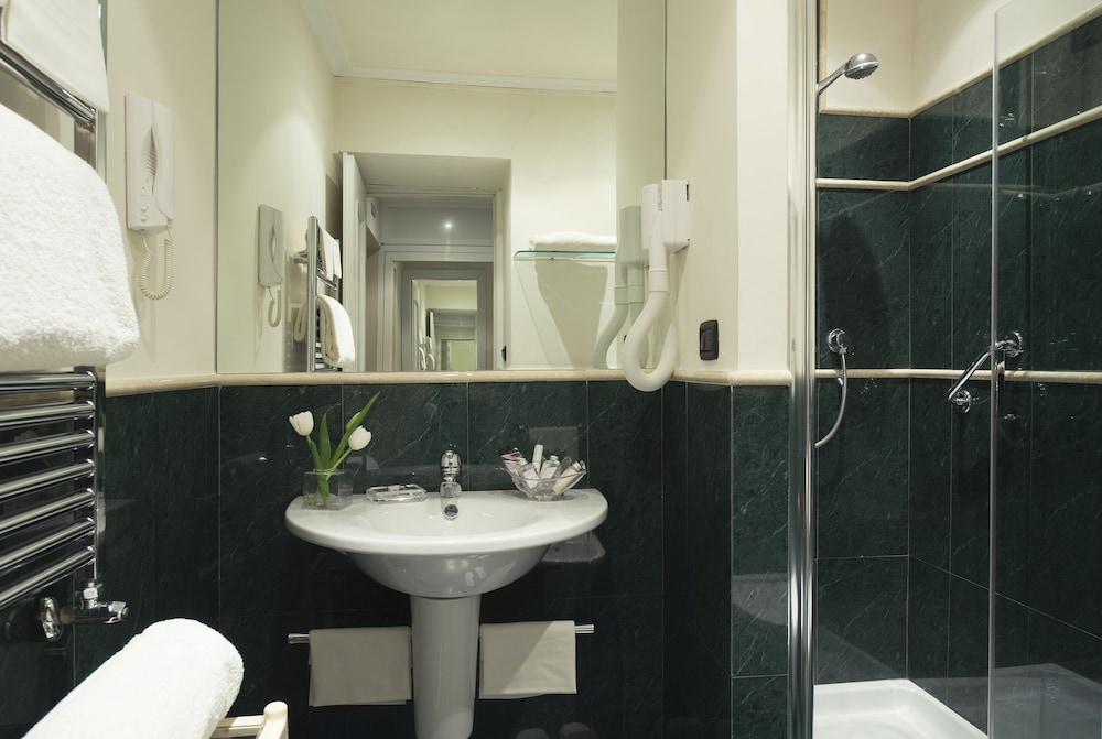 Hotel Gregoriana 48/54