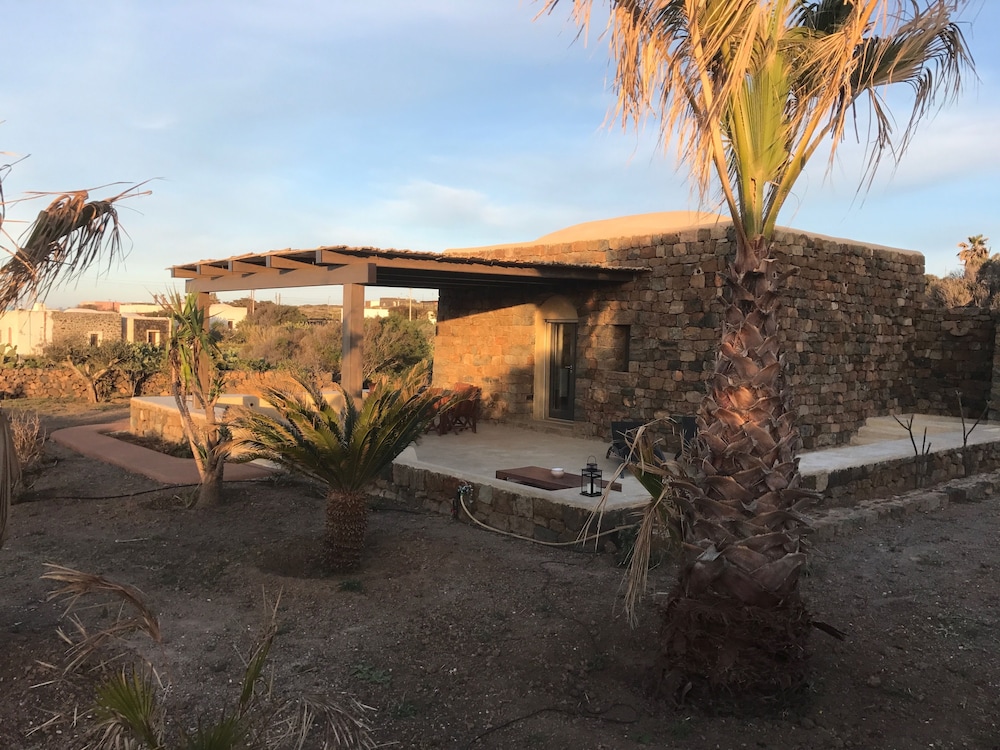 I Dammusini Di Pantelleria 39/50