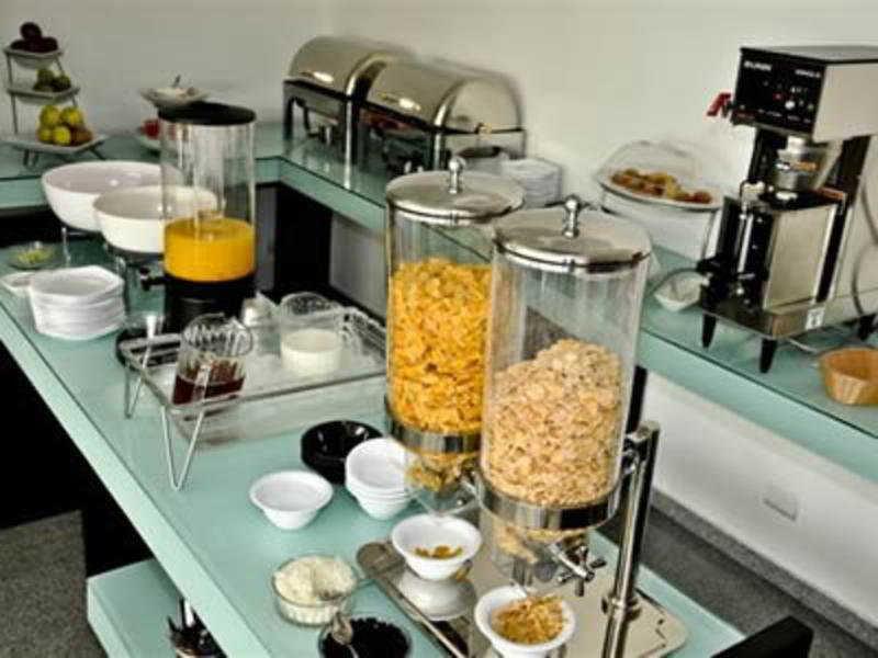 BH Business Hotel Group 18/36