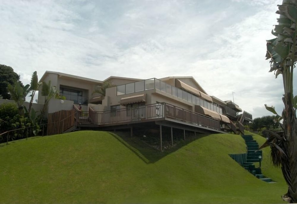 Fairlight Beach House 3/50