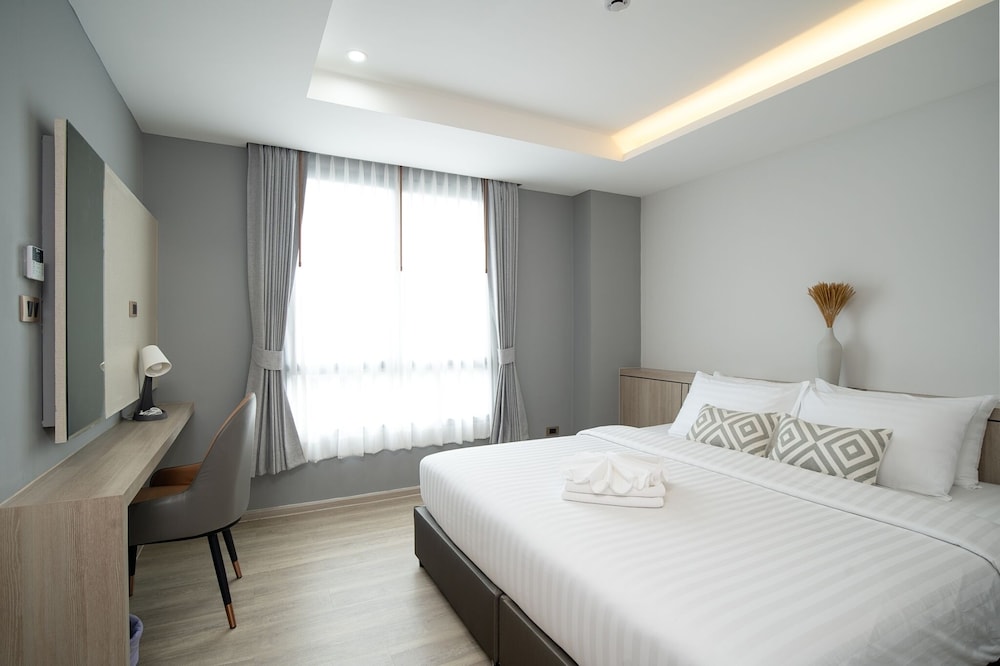 Suite, Double Bed