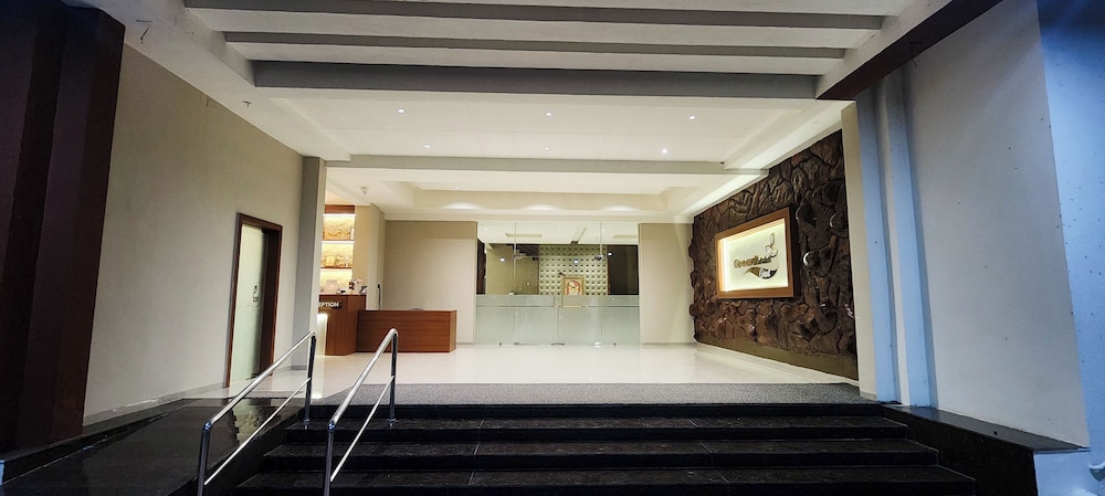 Goverdhan Greens Resort Dwarka 8/50