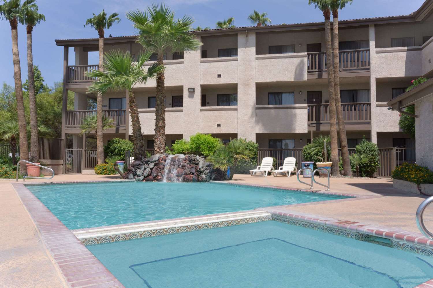 Motel6 Tempe, AZ – Elliot Road 37/40