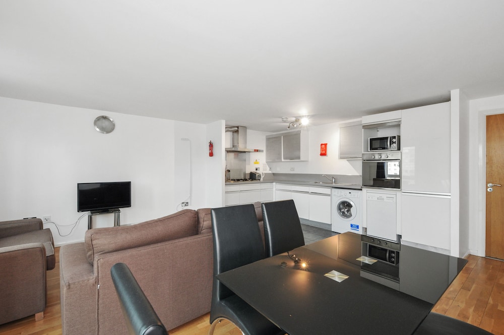 Access Apartments City 14/18