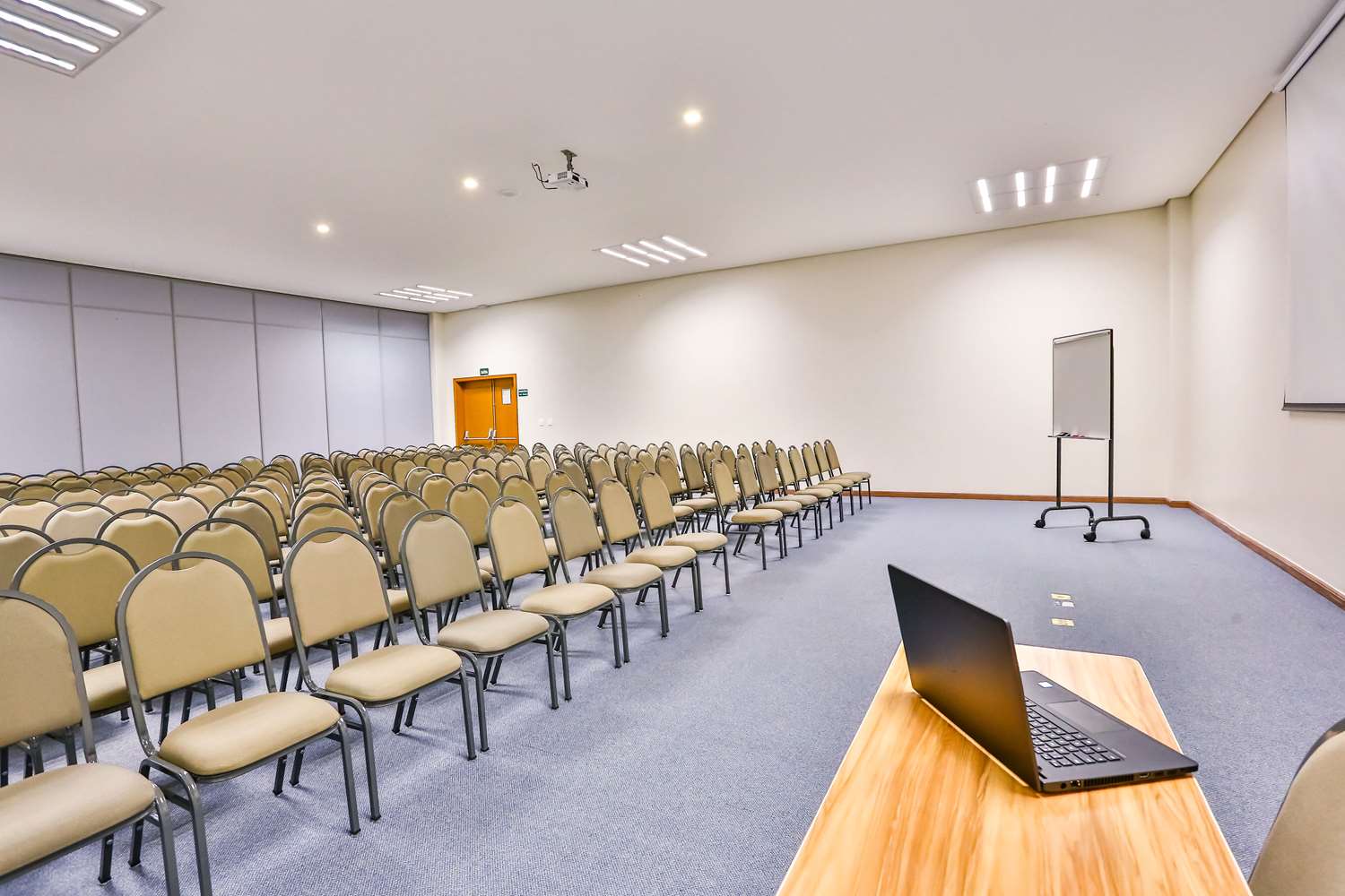 Comfort Hotel Mogi Guacu 40/46