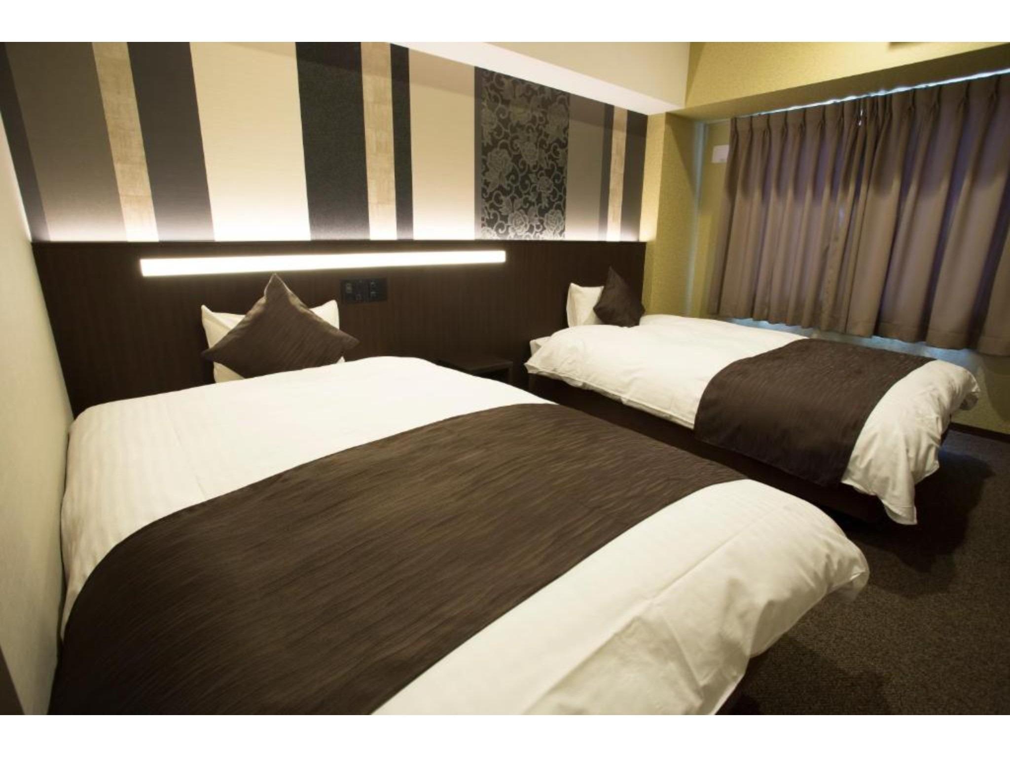Room, 2 Double Beds, Bath and Shower