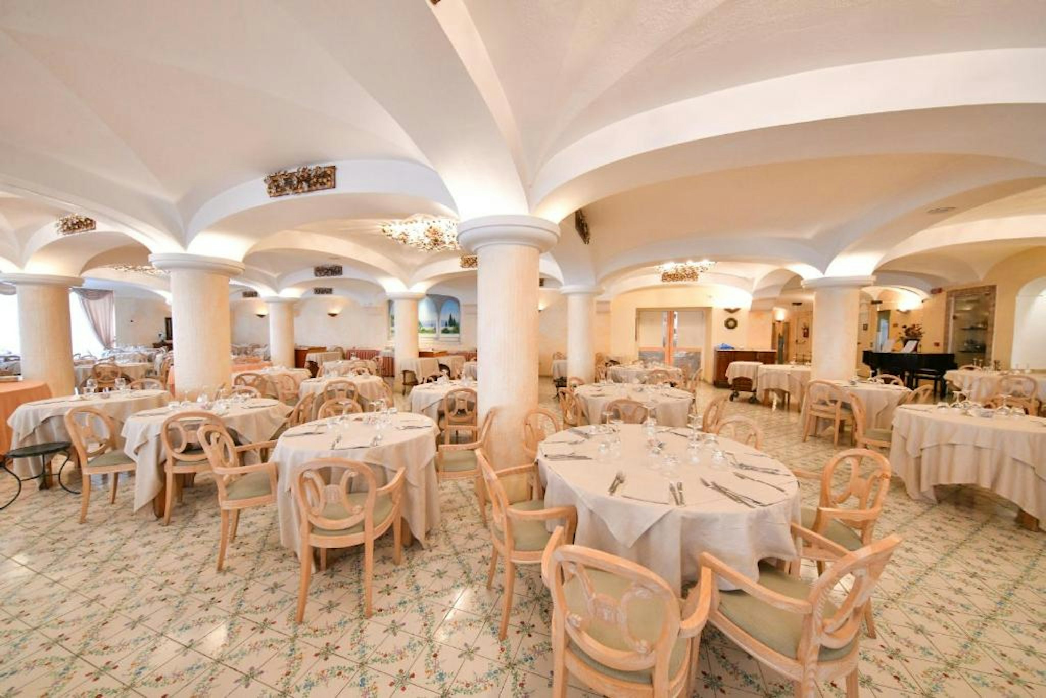 Grand Hotel Terme Di Augusto 46/55