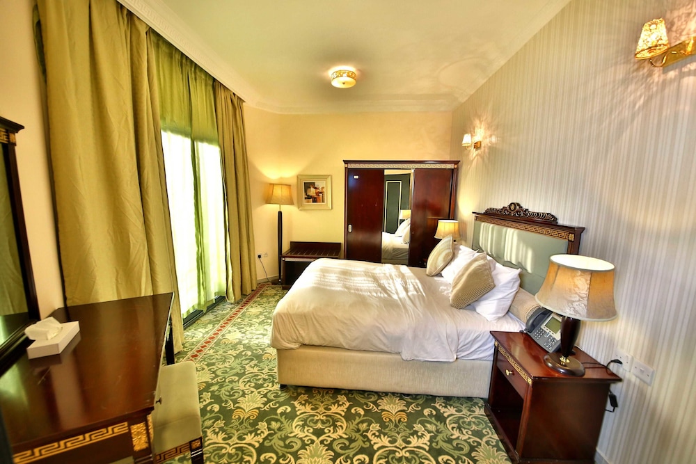 Midtown Furnished Apartments 14/34