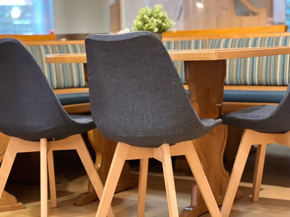 Konferenzhotel Ysenburger Hof 15/21