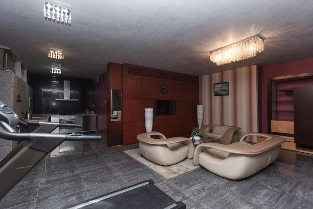 Clover Hotel Baku 44/50
