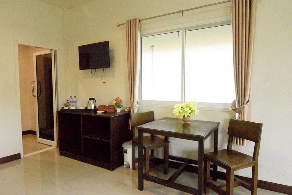 Phuket Airport Villa 63/80