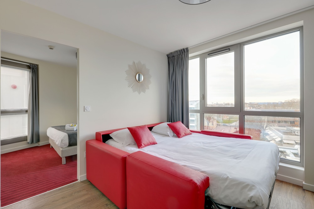 APARTMENT, DOUBLE BED, SOFA