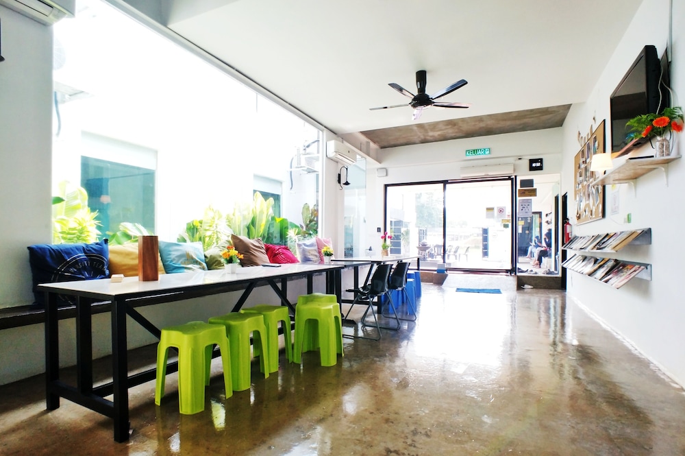 Beds In Garden Hostel Sdn Bhd 28/50