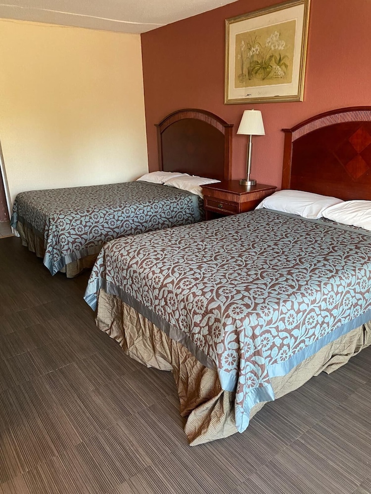 2 Full Beds Non-Smoking، Budget Inn Jennings LA I-10 5/10