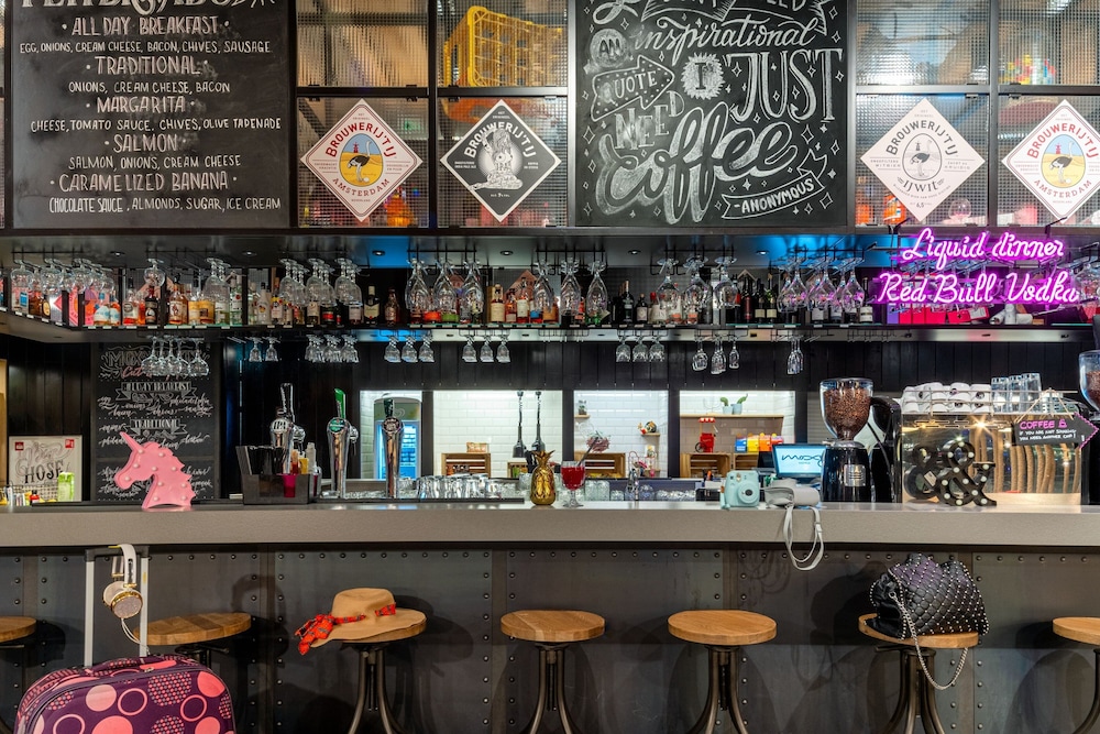 Moxy Amsterdam Houthavens 45/58