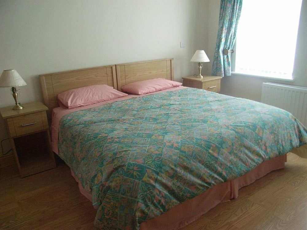 Groarty House Manor B B 16/65