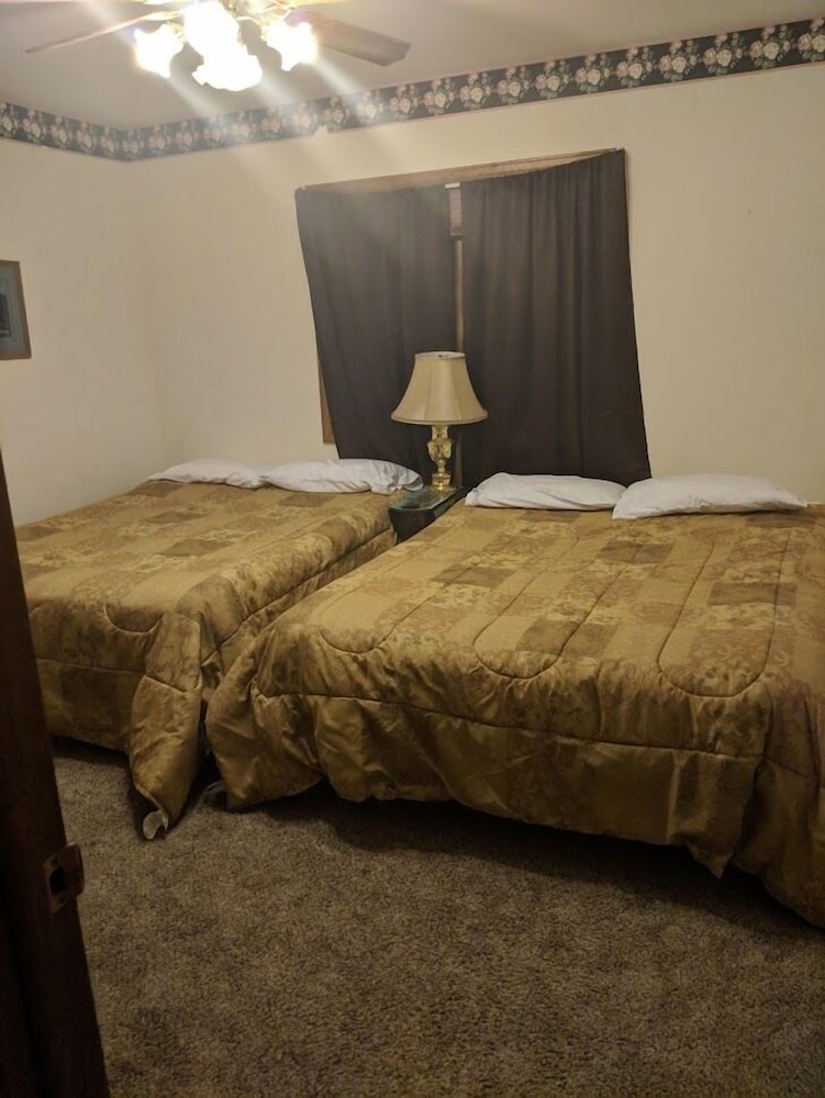 Columbine Cabins 9/32