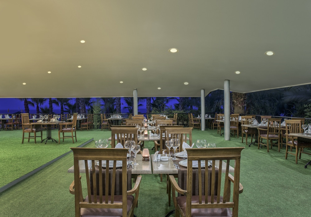 Delphin Deluxe Resort 37/50