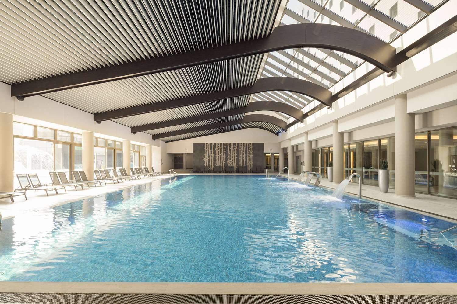 Ramada Plaza by Wyndham Bucharest Convention Center 28/57