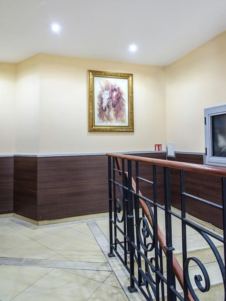 Art Hotel 5/50