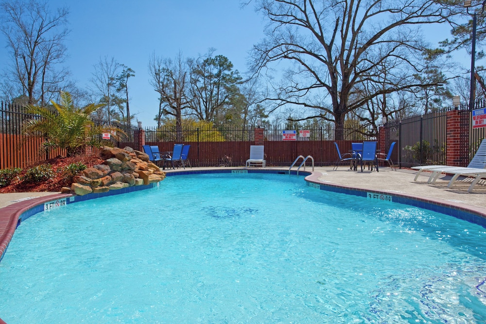 Holiday Inn Express Hotel Suites Vidor South 42/71