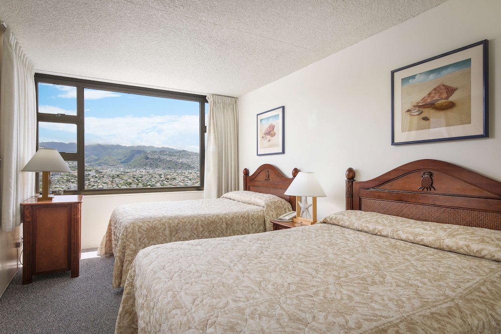 1 BEDROOM, DELUXE, MOUNTAIN VIEW