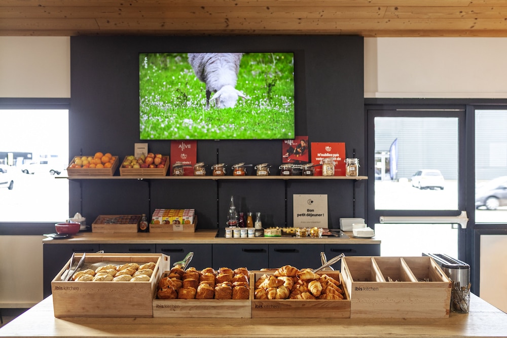 Ibis Pontarlier 52/65