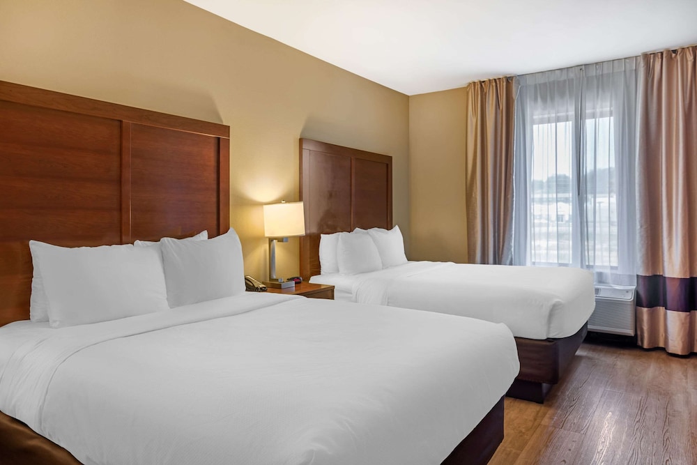 SUITE, 2 QUEEN BEDS
